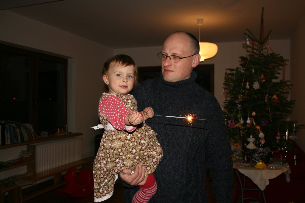 IMG_5339.JPG - Łucja też z ogniem, a co!