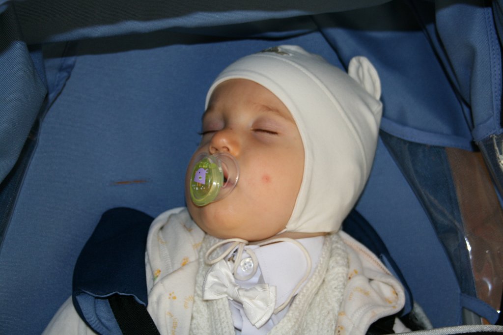 IMG_4701.JPG - Mały aniołek padł