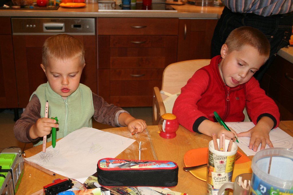 IMG_0406.JPG - Rysują też razem