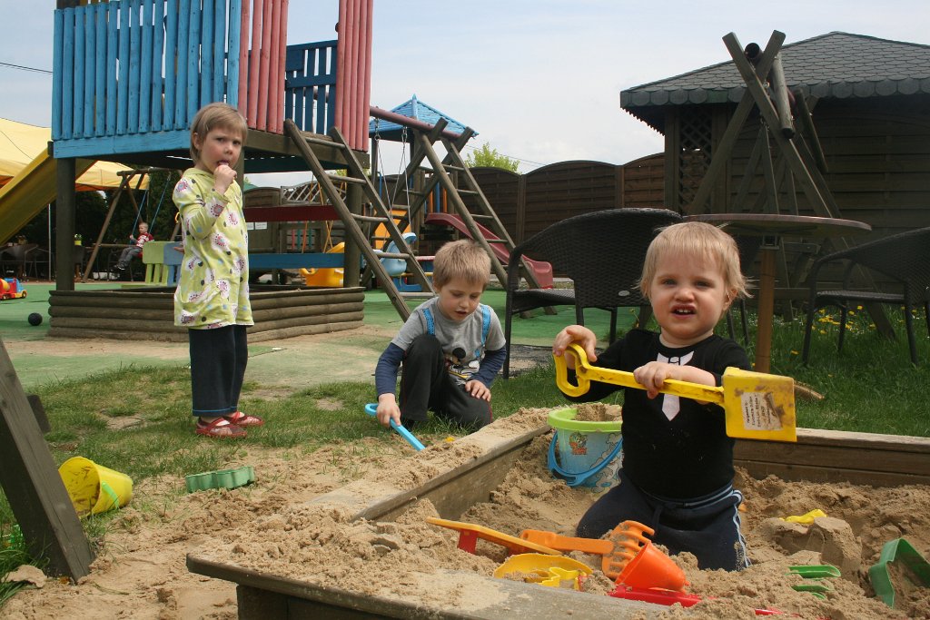 IMG_6148.JPG - Plac zabaw przy Słodkim Domku w Lesku