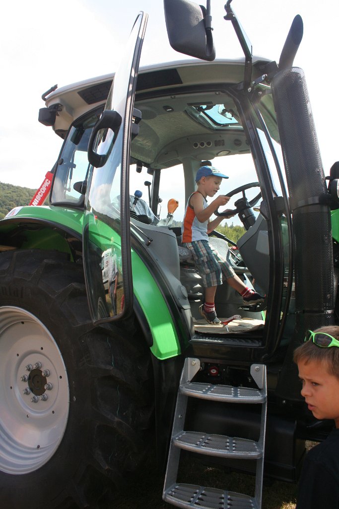 IMG_0246.JPG - Farmer