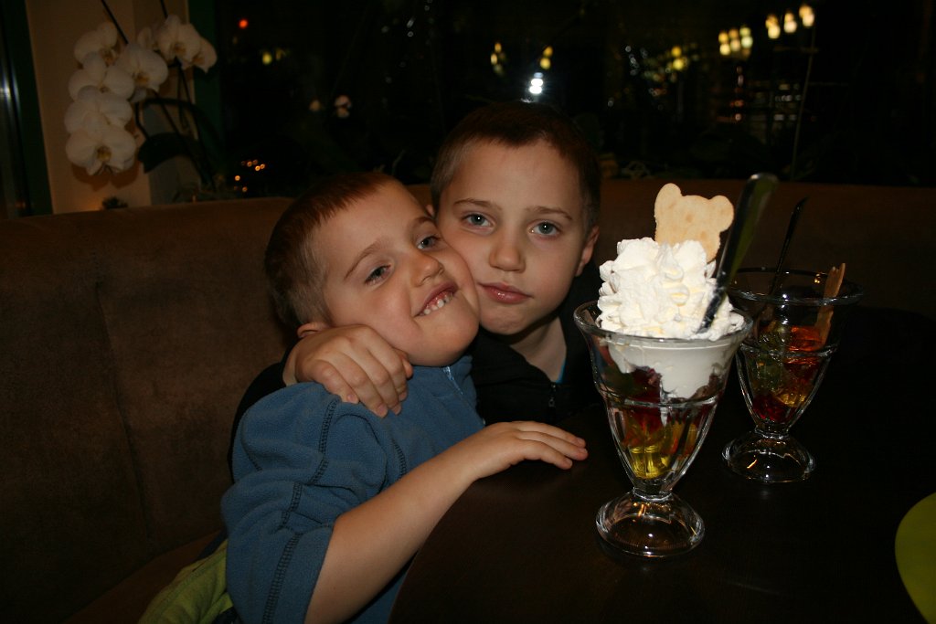 IMG_6702.JPG - Przepyszna ta galaretka!