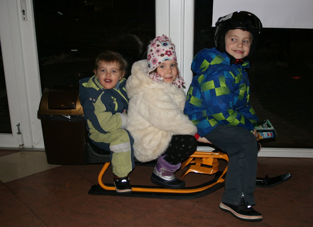 IMG_2001.JPG - Sanki dla trojga